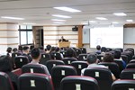 講師開場