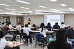 講師開場