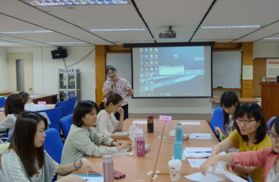 講座:國立臺中教育大學諮商與應用心理學系魏麗敏教授