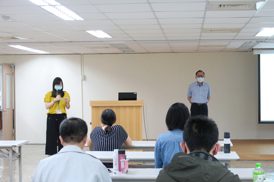 主持人介紹講師