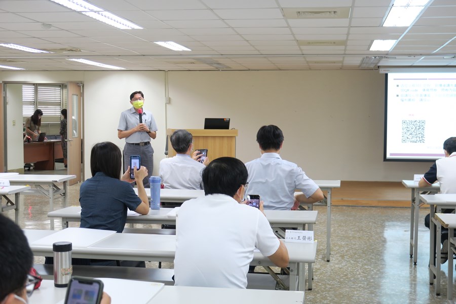 不同領域講師上課情形